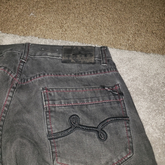 Lrg Jeans - Picture 2 of 4
